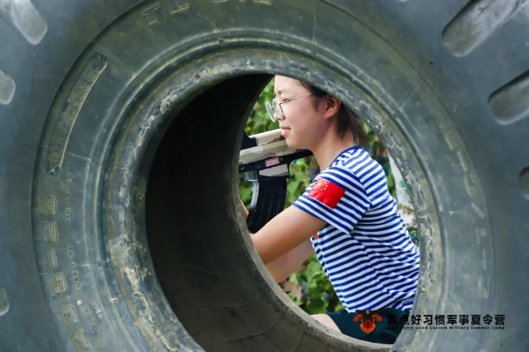 体验军魂铸造，做乘风破浪的小战士！