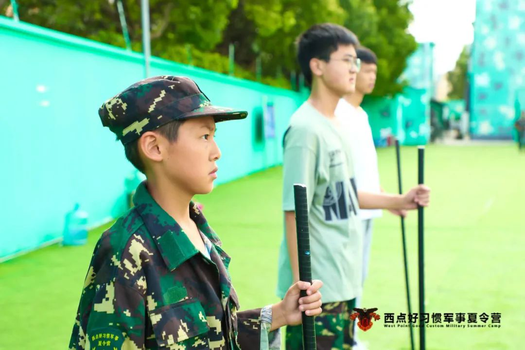 这个夏天，我们迎骄阳，让汗水尽情流淌！,上海西点军校